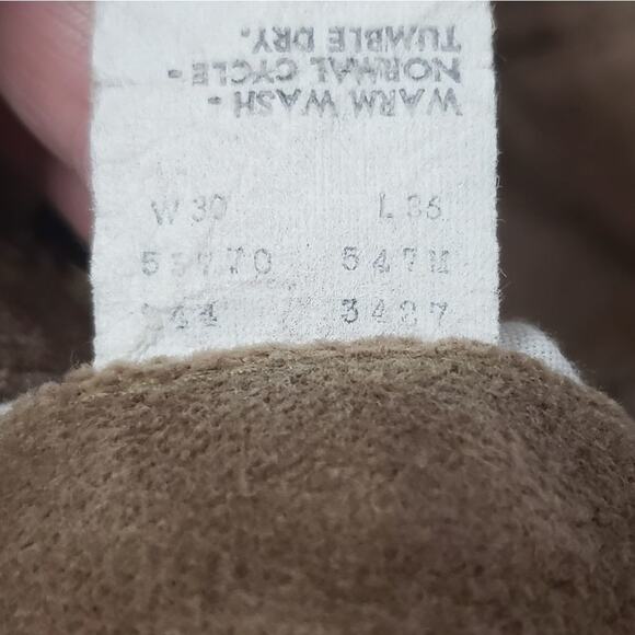 Vintage 1970s Velour 547 White Tab Levi's, size 30x35 (28x35) - Picture 10 of 13